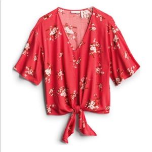 LUQ Rhee Tie Front Top